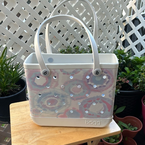 BOGG BAG Handbags - Tie-dye bogg bag like new